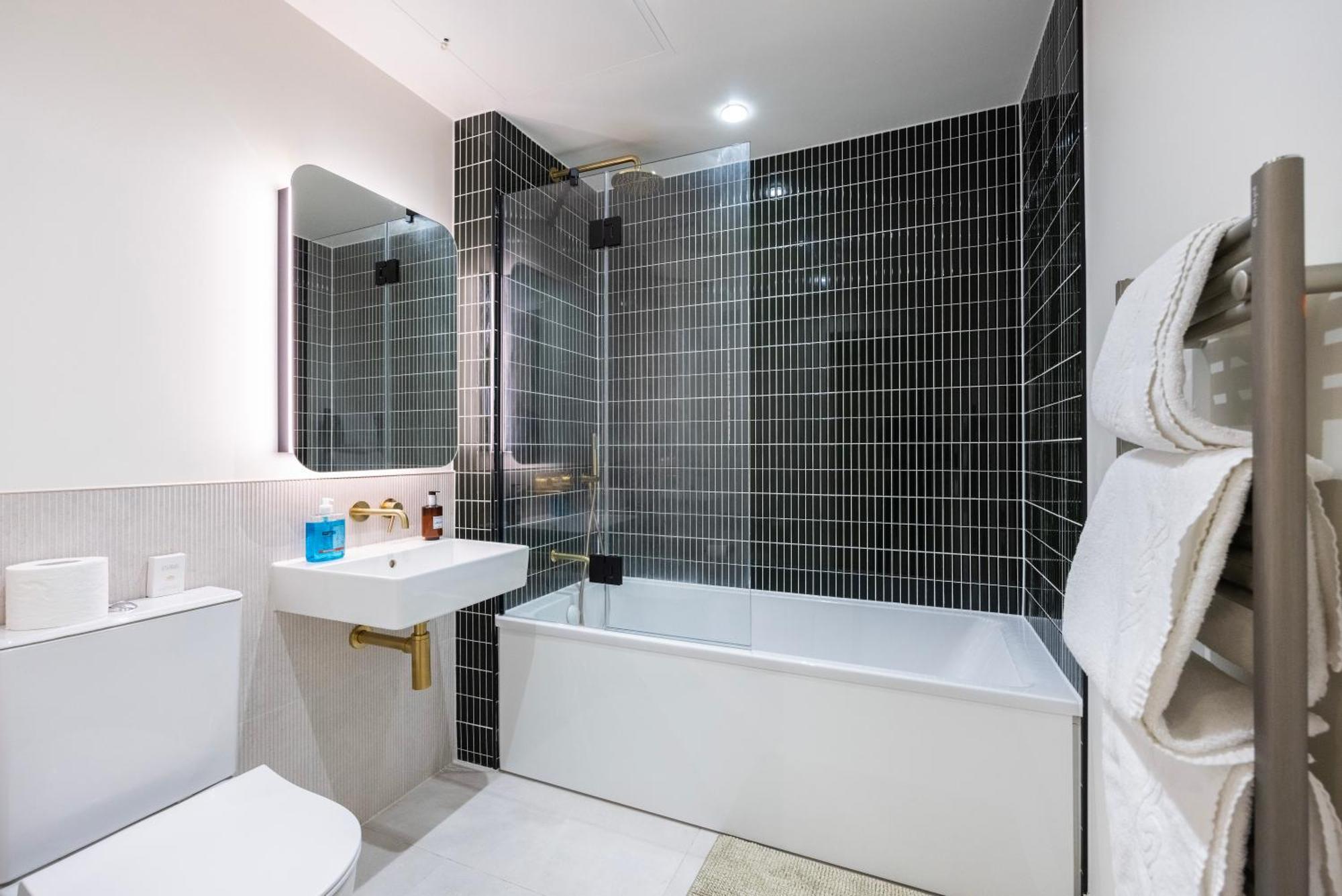 Austin David Apartments Royal Wharf ロンドン エクステリア 写真